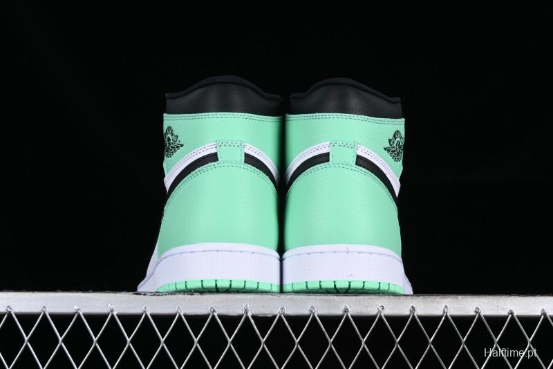 Air Jordan 1 Retro High "Green Glow" AJ1