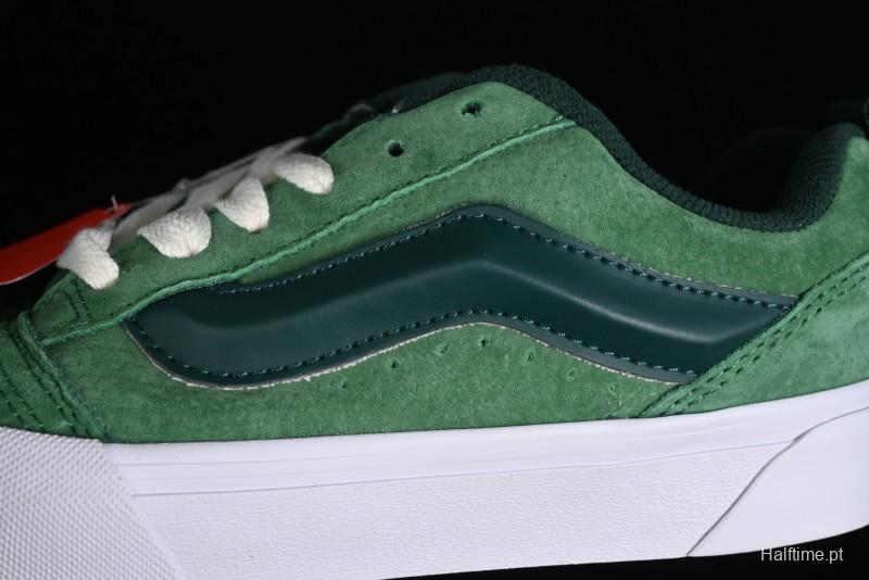 Vans Classics Knu Skool Retro Sneakers with Enlarged Toe and Thickened Tongue - VN0009QCLC2