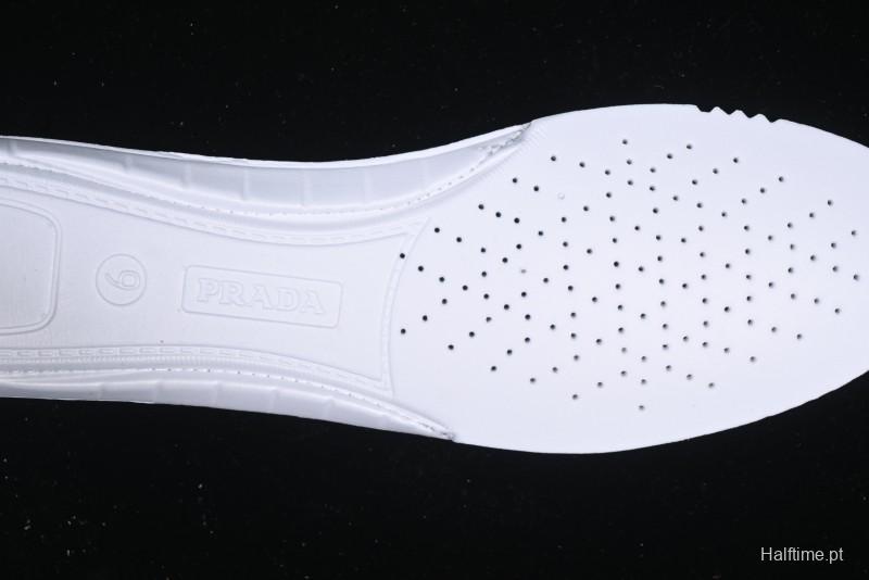 Prada Cloudbust Air Thunder Lifestyle Low-Top Sneakers with Anti-Slip and Wear-Resistant Design - 2EG293