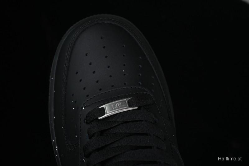 Nike Air Force 1 '07 Low Casual Sneakers with Black Splatter Design - ZH0316-046